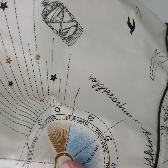 Women's Soft Cream Pajamas with Astrology Print Postpartum Maternity Nursery XL - Picture 6 of 8